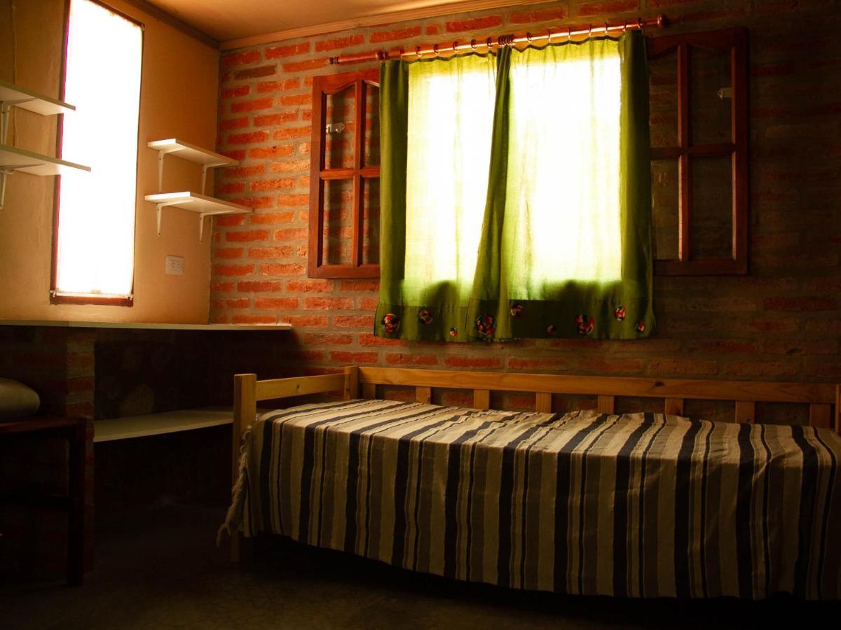 Retama Bed & Breakfast ตีลการา ภายนอก รูปภาพ