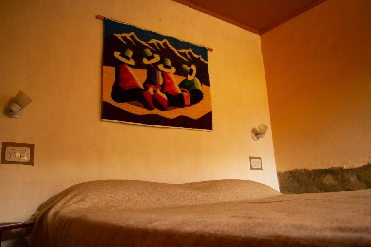 Retama Bed & Breakfast ตีลการา ภายนอก รูปภาพ